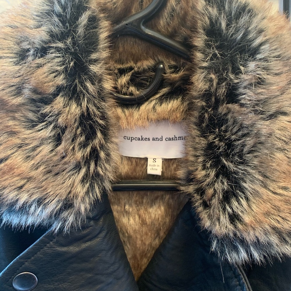 Vegan leather jacket - Picture 5 of 5